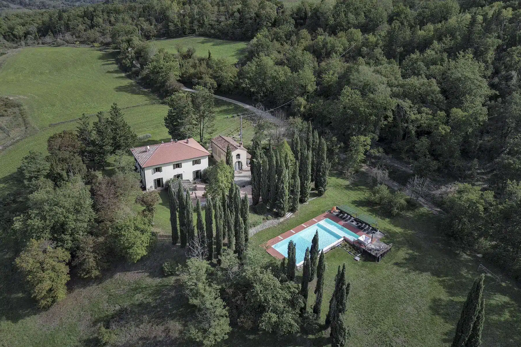 Countryhouse with a Pool - Casa di Campagna Toscana