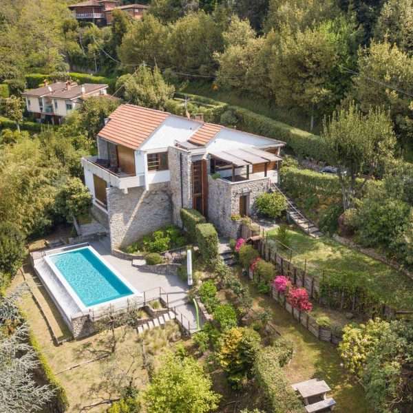 Modern Villa with Infinity Pool