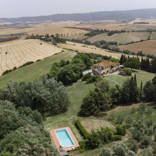 Typical Tuscan Villa with a Pool