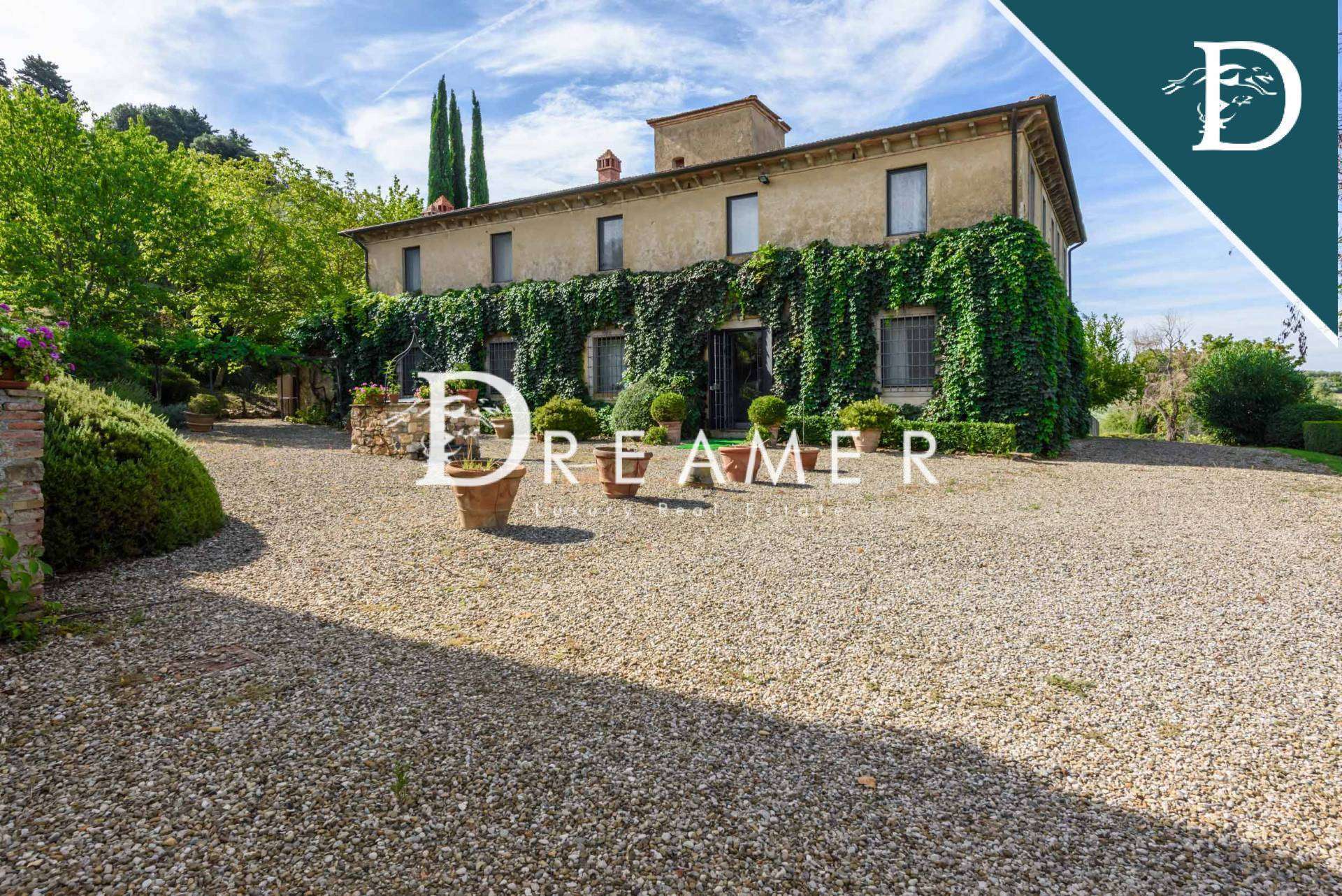 Historic Villa in Chianti Classico with Infinity Pool-7_263446