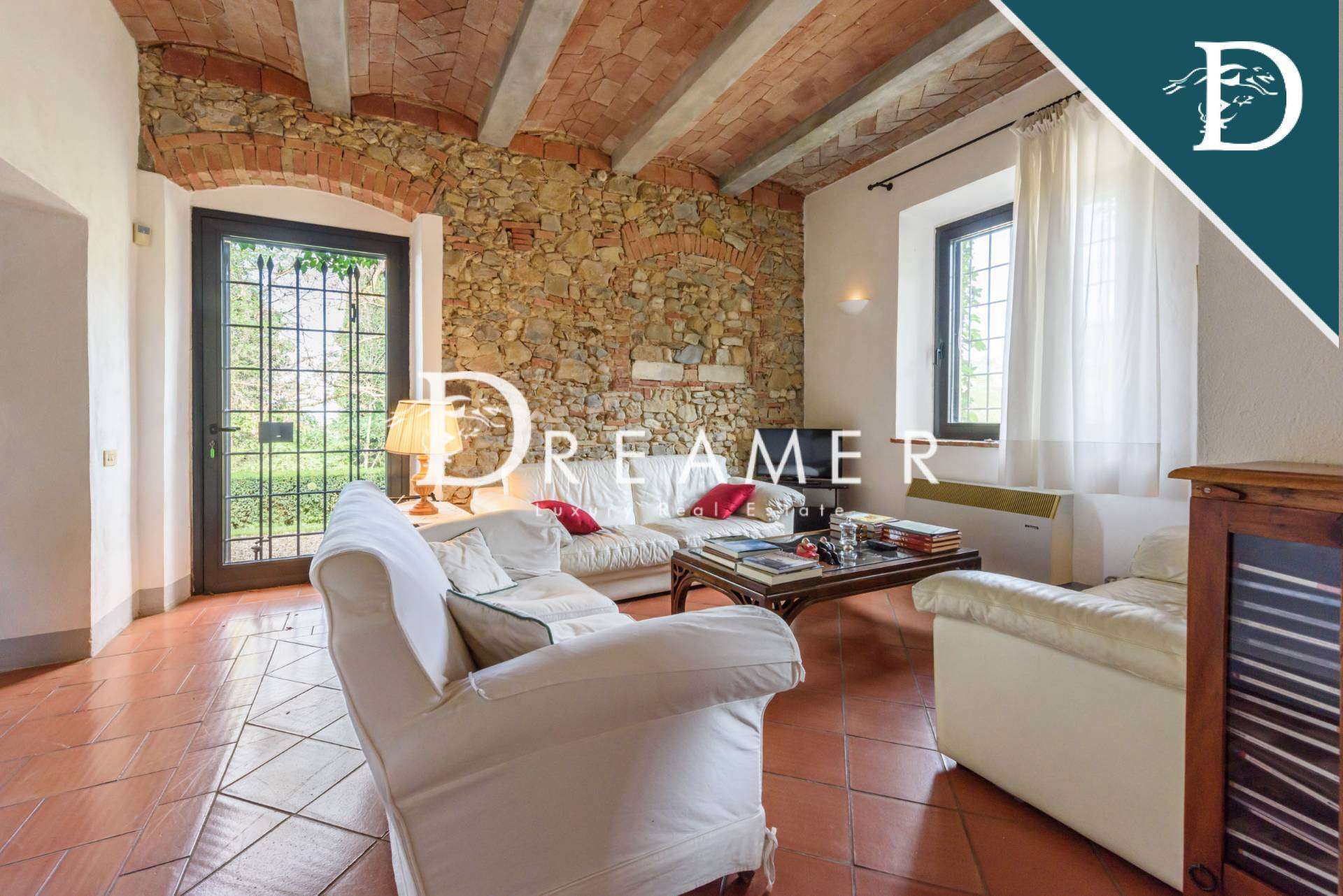 Historic Villa in Chianti Classico with Infinity Pool-12_263451