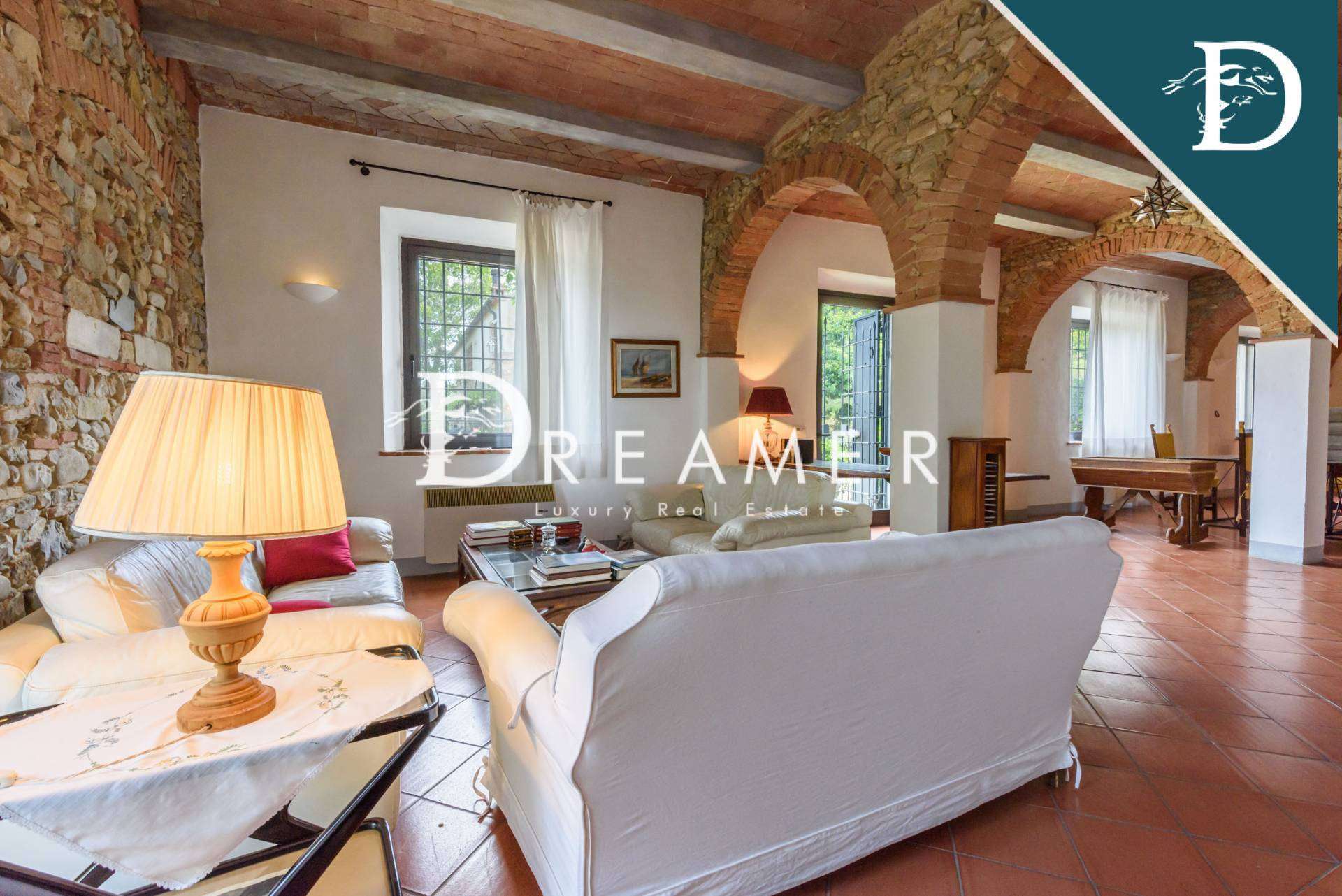 Historic Villa in Chianti Classico with Infinity Pool-10_263449