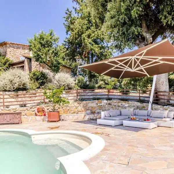 Farmhouse with Pool Pisa