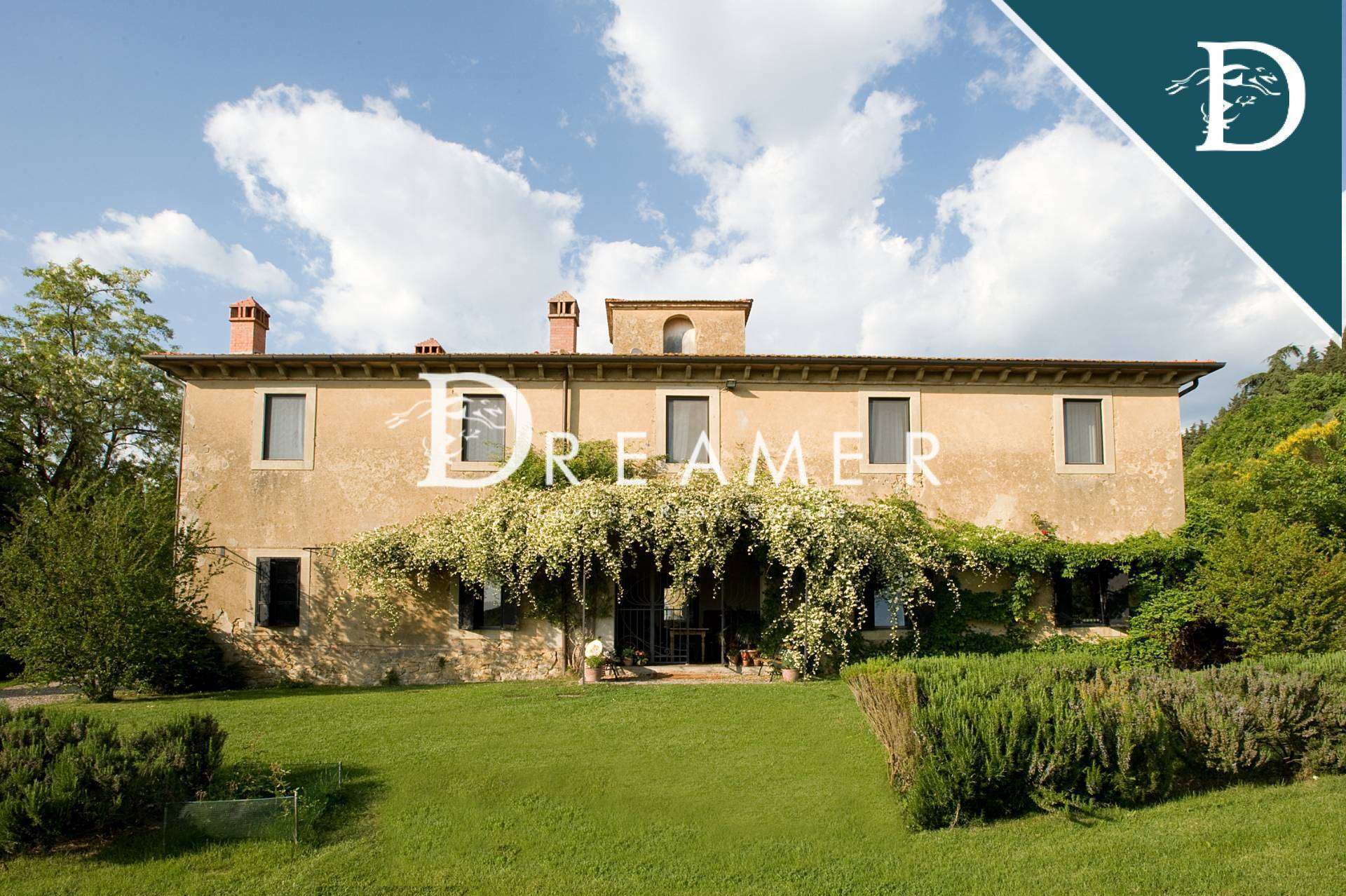 Historic Villa in Chianti Classico with Infinity Pool-73_263512