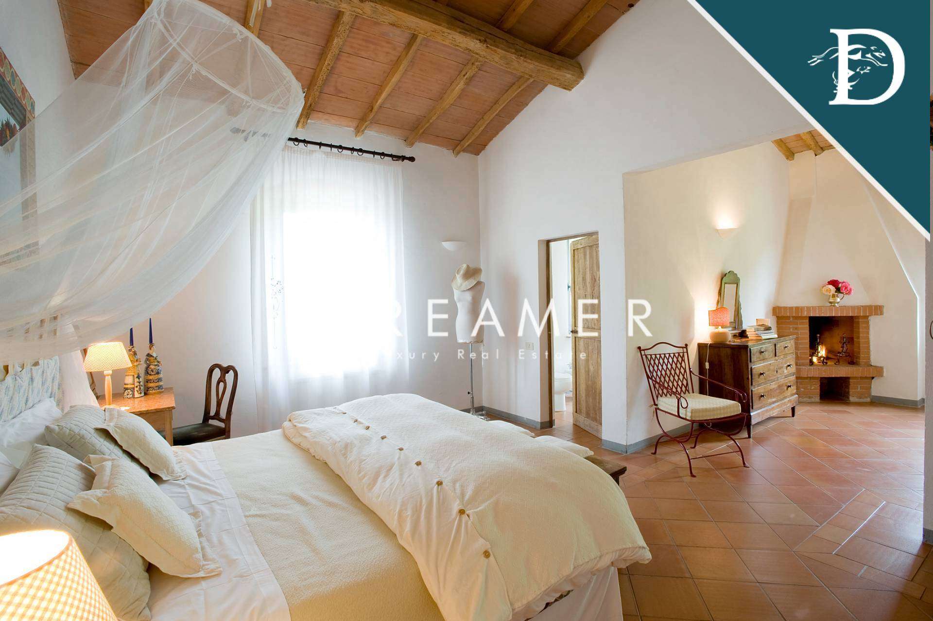 Historic Villa in Chianti Classico with Infinity Pool-68_263507