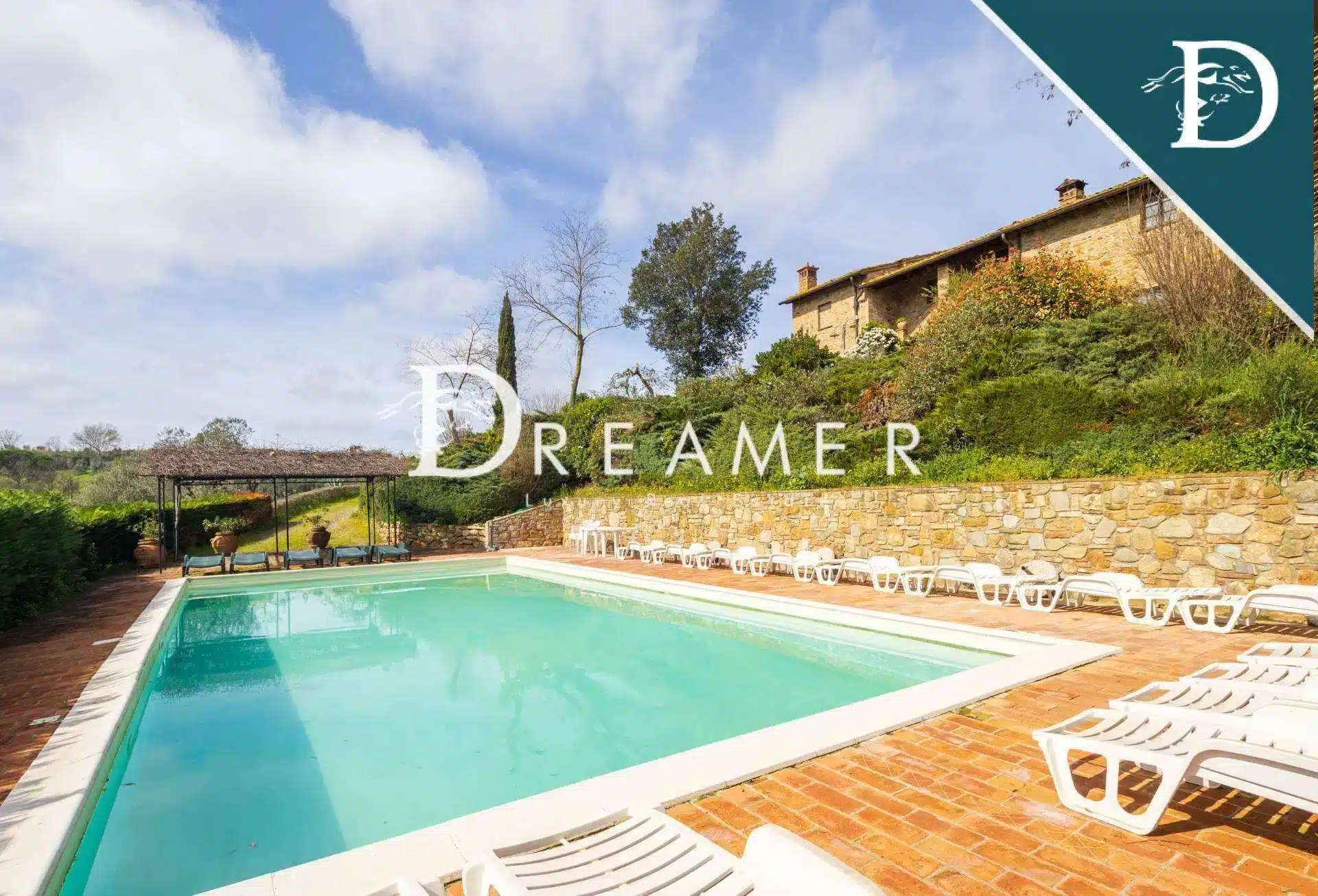 Tuscan Farmhouse with Pool in Montaione, Tuscany-38_262474