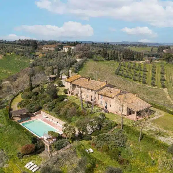 Tuscan Farmhouse with Pool