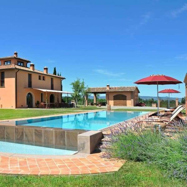 Villa with Pool in Siena - Villa con Piscina nelle Colline di Pisa