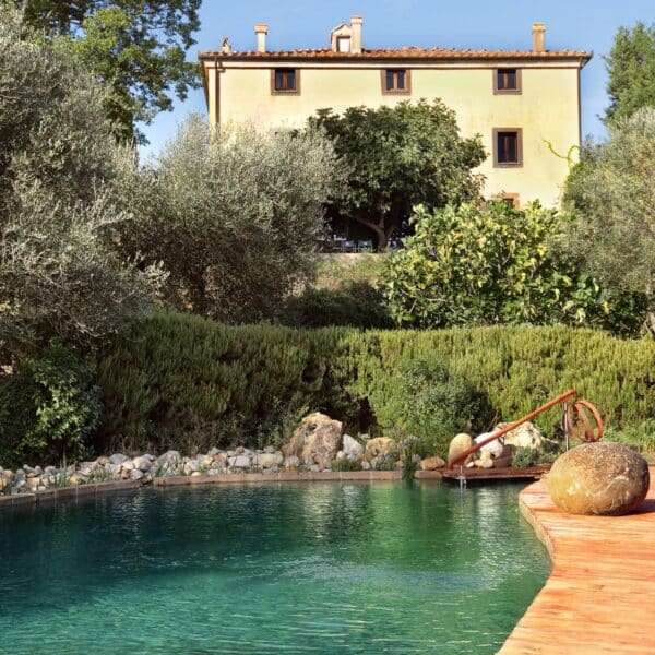 Elegant Villa with Pool - Elegante Villa con Piscina