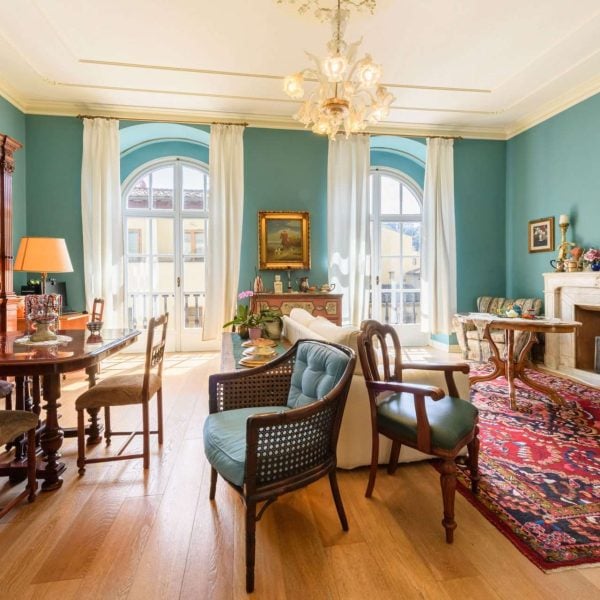 Elegant Apartment