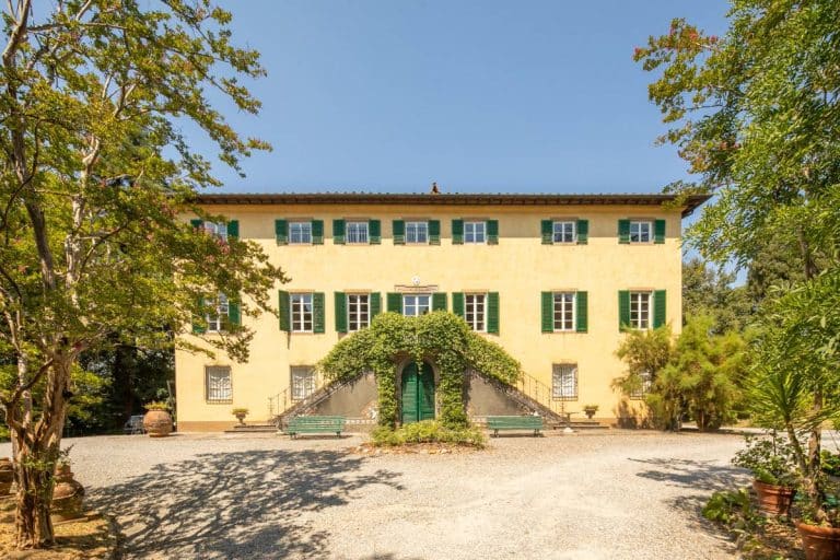 Elegant-Villa-for-sale-Lucca-6046