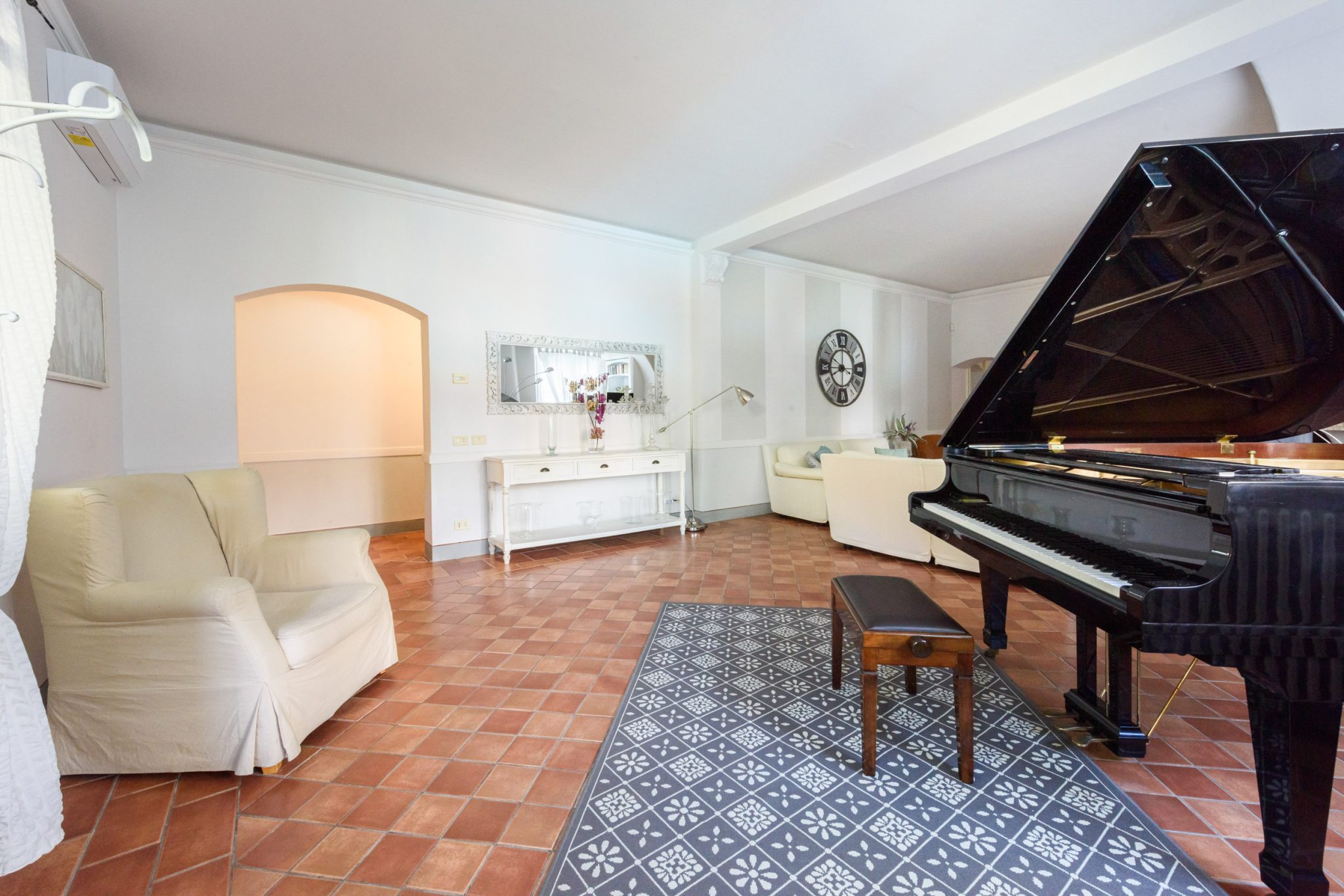 Charming Villa with Pool in Forte dei Marmi-12_490467