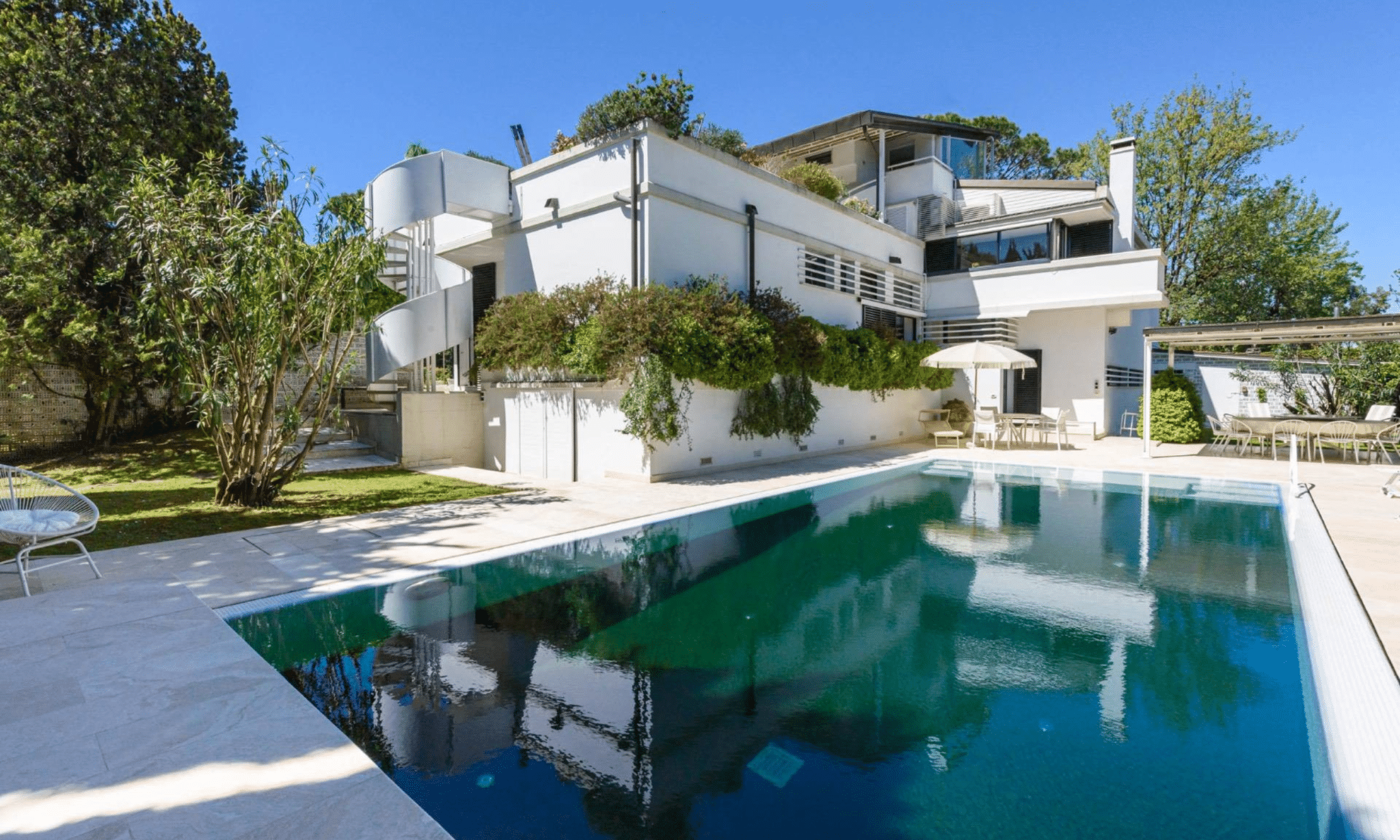 Exclusive Design Villa with Pool in Forte dei Marmi - Esclusiva Villa di Design con Piscina a Forte dei Marmi