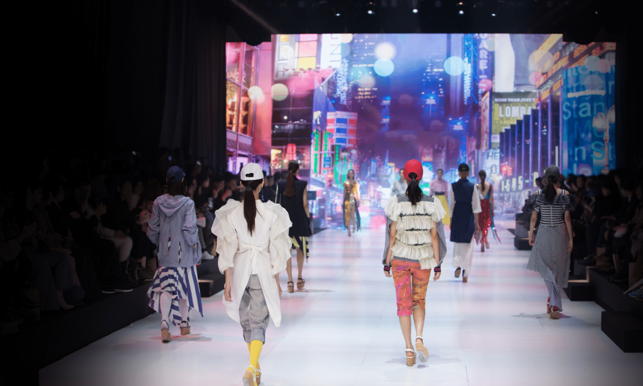 metaverse Virtual real estate Luxury real estate