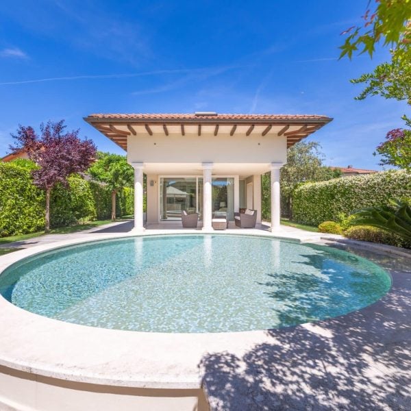 Luxury Villa with Pool in Forte dei Marmi-1_CloudDocument(id=247829, documentType=PERSISTENT, completeFilename=/prod/persistent/ca2c314b-864b-4adc-a1f6-762f6839c077/Stunning-Villa-for-sale-Forte-dei-Marmi-13033.jpg, thumbnailFilename=/prod/persistent/ca2c314b-864b-4adc-a1f6-762f6839c077/Stunning-Villa-for-sale-Forte-dei-Marmi-13033_thumb.jpg, mimeType=image/jpeg, description=null, metadata=null, owner=null, downloadCode=null, expirationDate=null, docCategory=null, wordpressId=109351, linkedDocumentUrl=https://storage.googleapis.com/dreamer-394011-static-web-resource/advertisements/IMM-13033/247829.jpg, sortNumber=null, watermarkedImage=null, extra=null)
