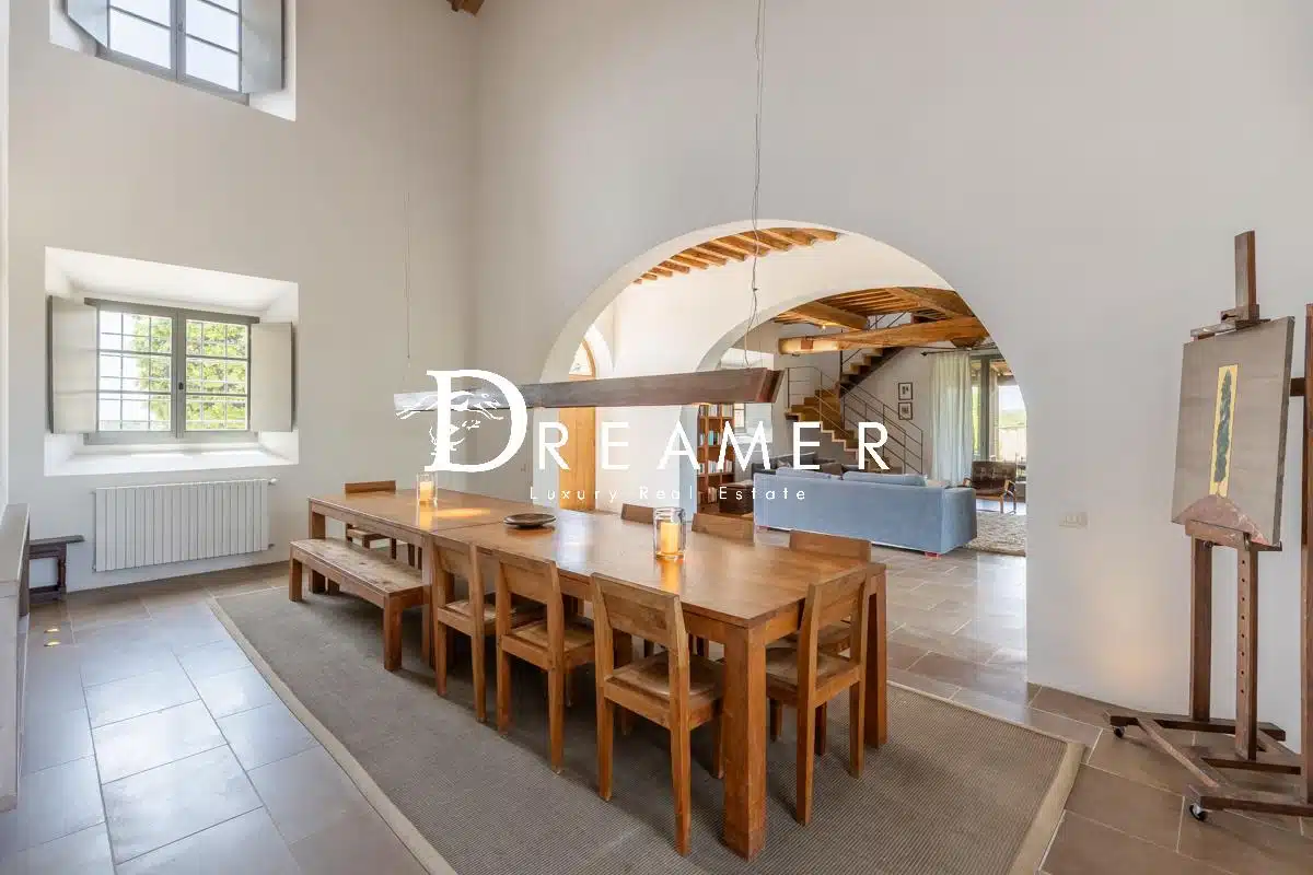 Stunning Villa with Pool Immersed in the Crete Senesi-24_326422