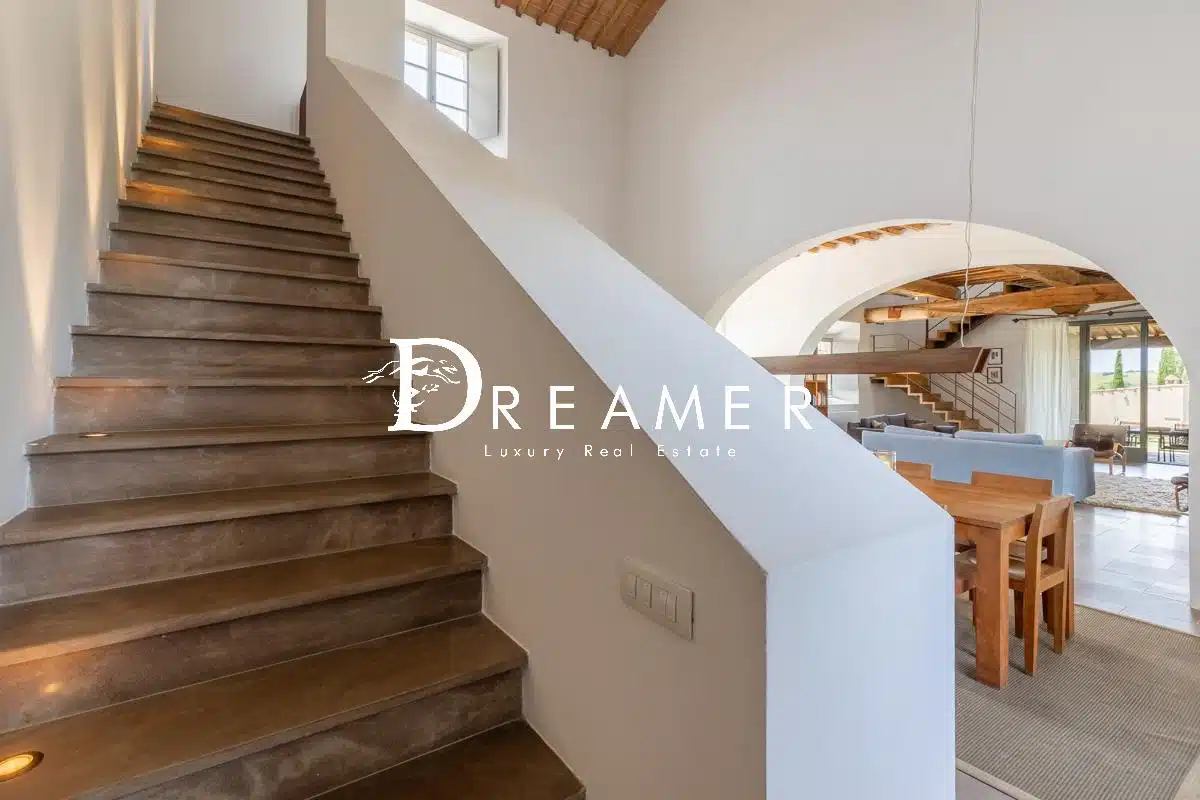 Stunning Villa with Pool Immersed in the Crete Senesi-25_326424