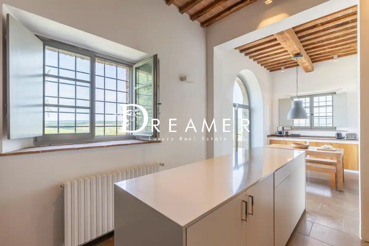 Stunning Villa with Pool Immersed in the Crete Senesi-30_326442