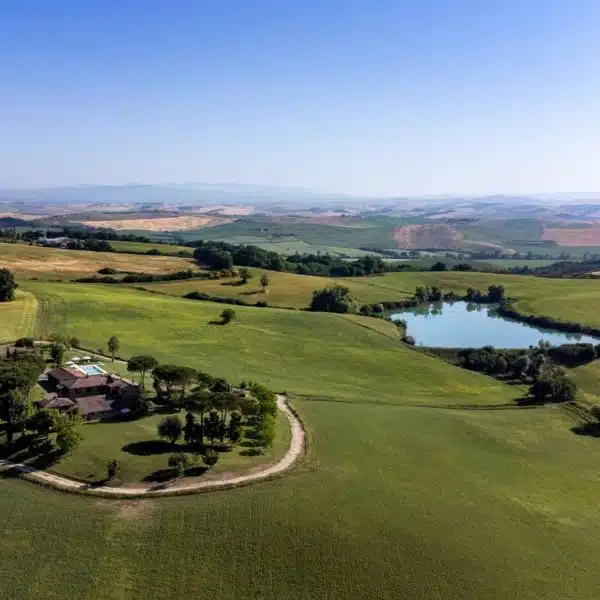 Stunning Estate with Pool in Siena
