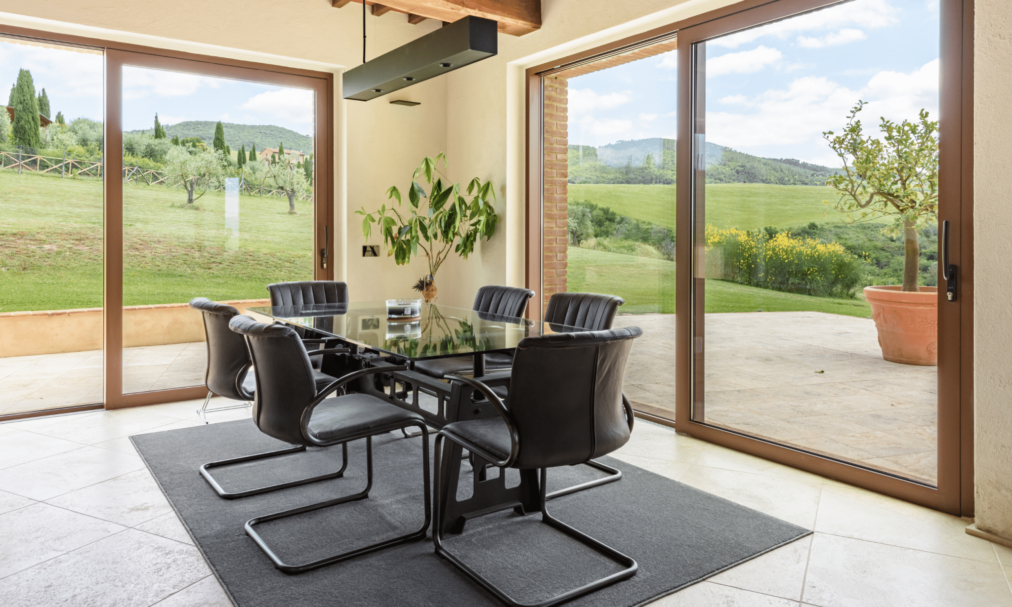 Luxury villa, dining room