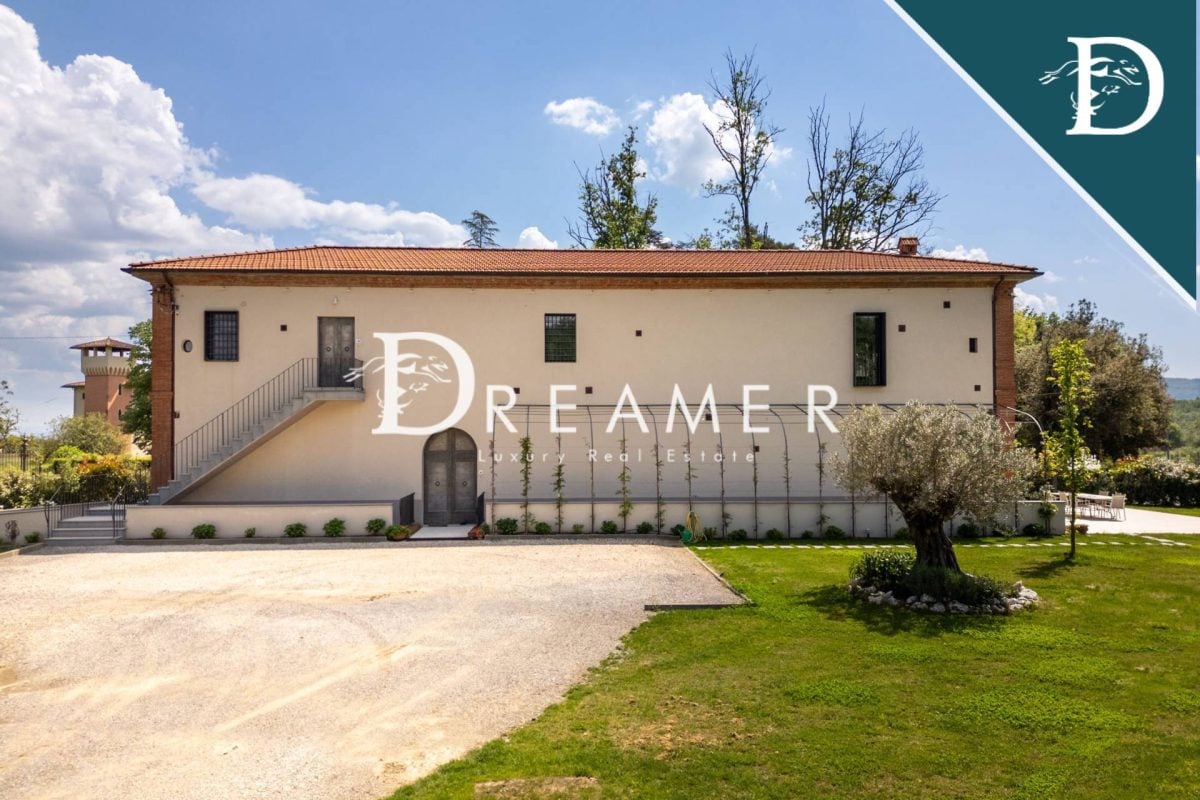 Stunning Modern Villa in Florence Countryside-5_248551