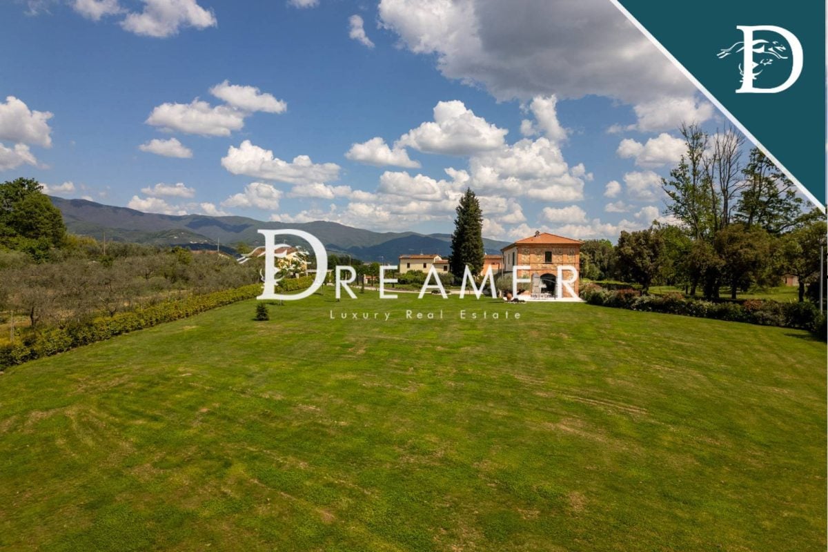 Stunning Modern Villa in Florence Countryside-6_248552