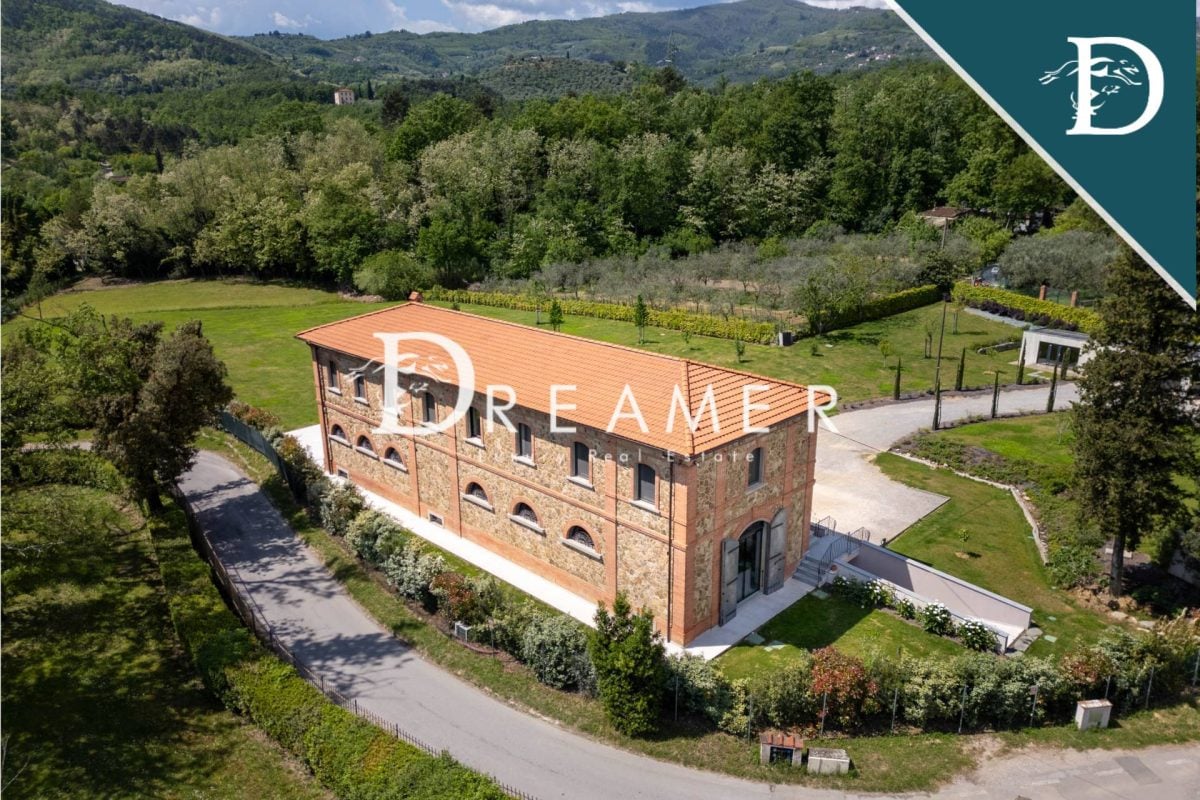 Stunning Modern Villa in Florence Countryside-48_248595