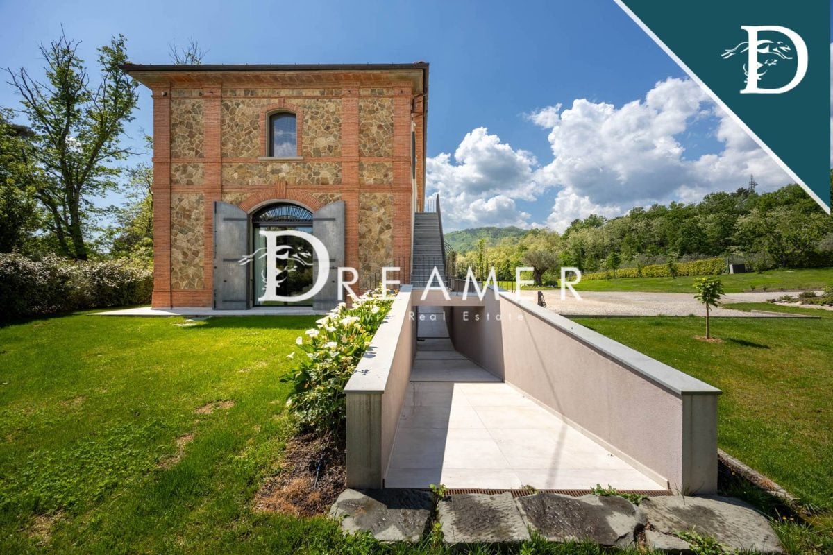 Stunning Modern Villa in Florence Countryside-2_248547