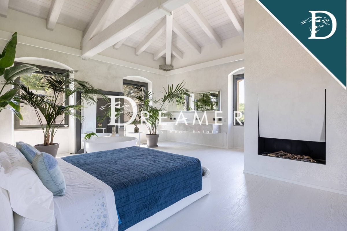 Stunning Modern Villa in Florence Countryside-28_248574