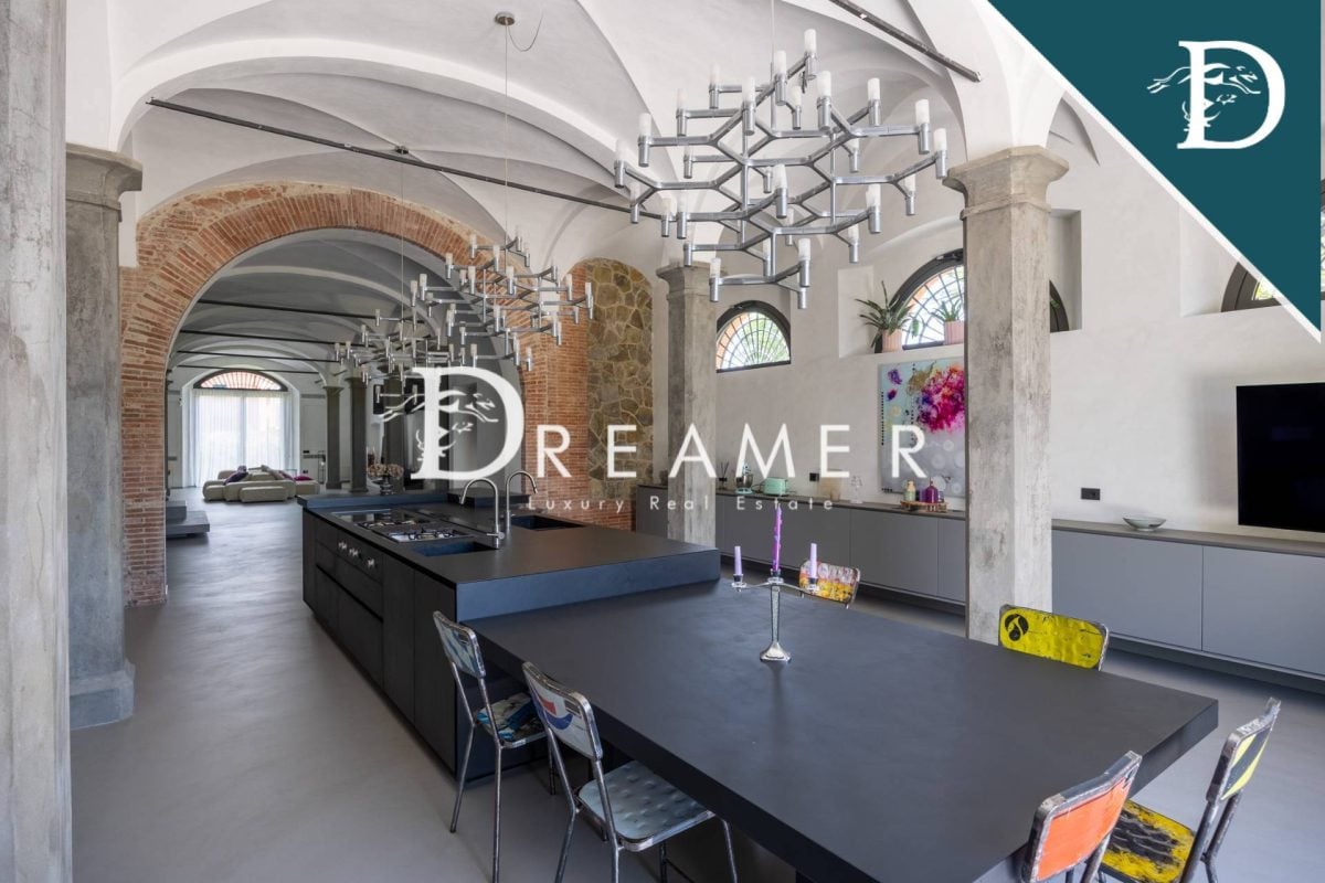 Stunning Modern Villa in Florence Countryside-21_248567