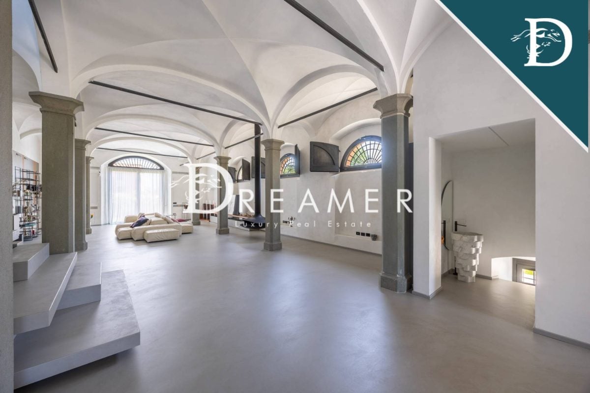 Stunning Modern Villa in Florence Countryside-14_248560