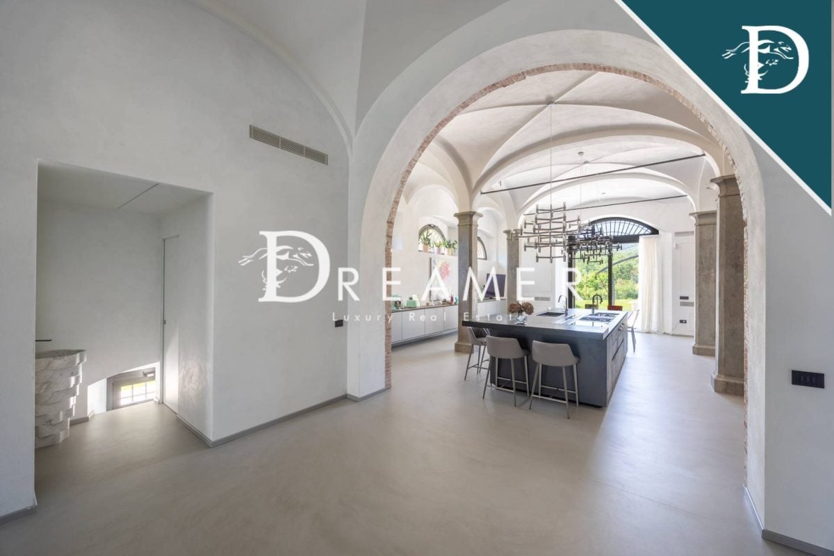 Stunning Modern Villa in Florence Countryside-15_248561