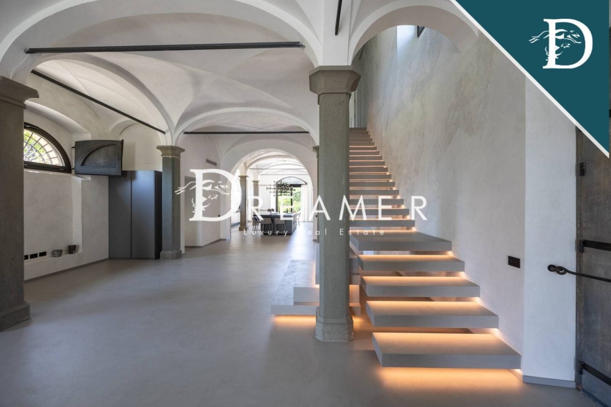Stunning Modern Villa in Florence Countryside-9_248555