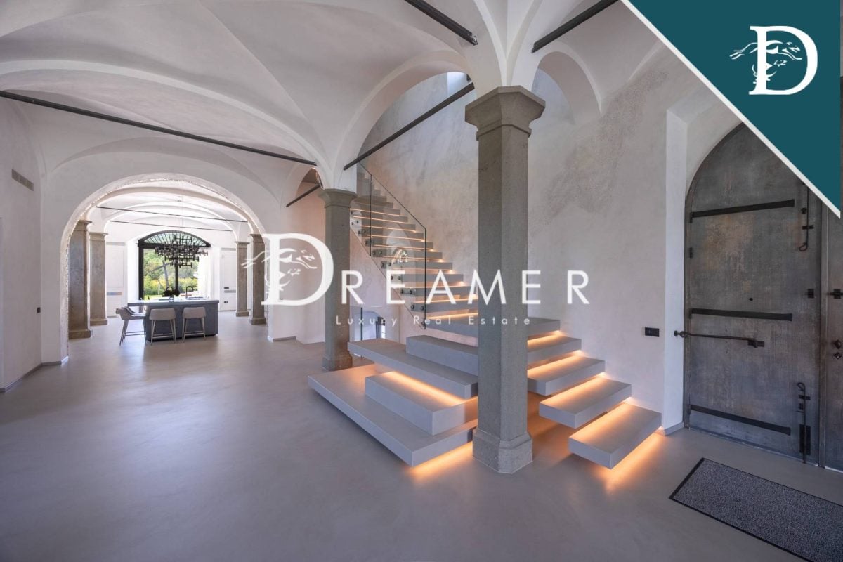 Stunning Modern Villa in Florence Countryside-3_248548