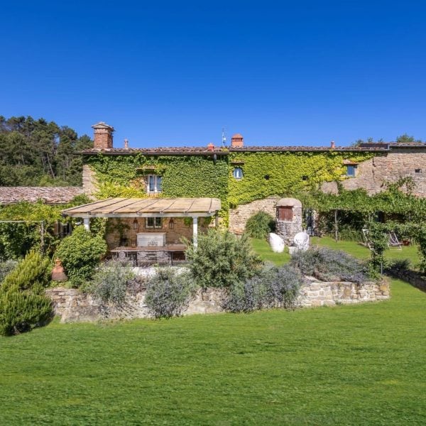 villa apartment - portion of a Villa with Garden, Florence Hills-36
