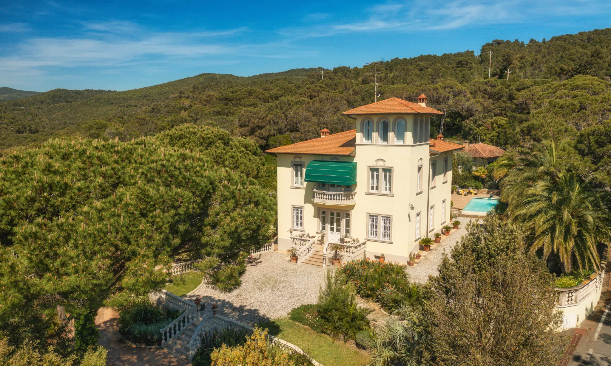 ville in toscana sul mare