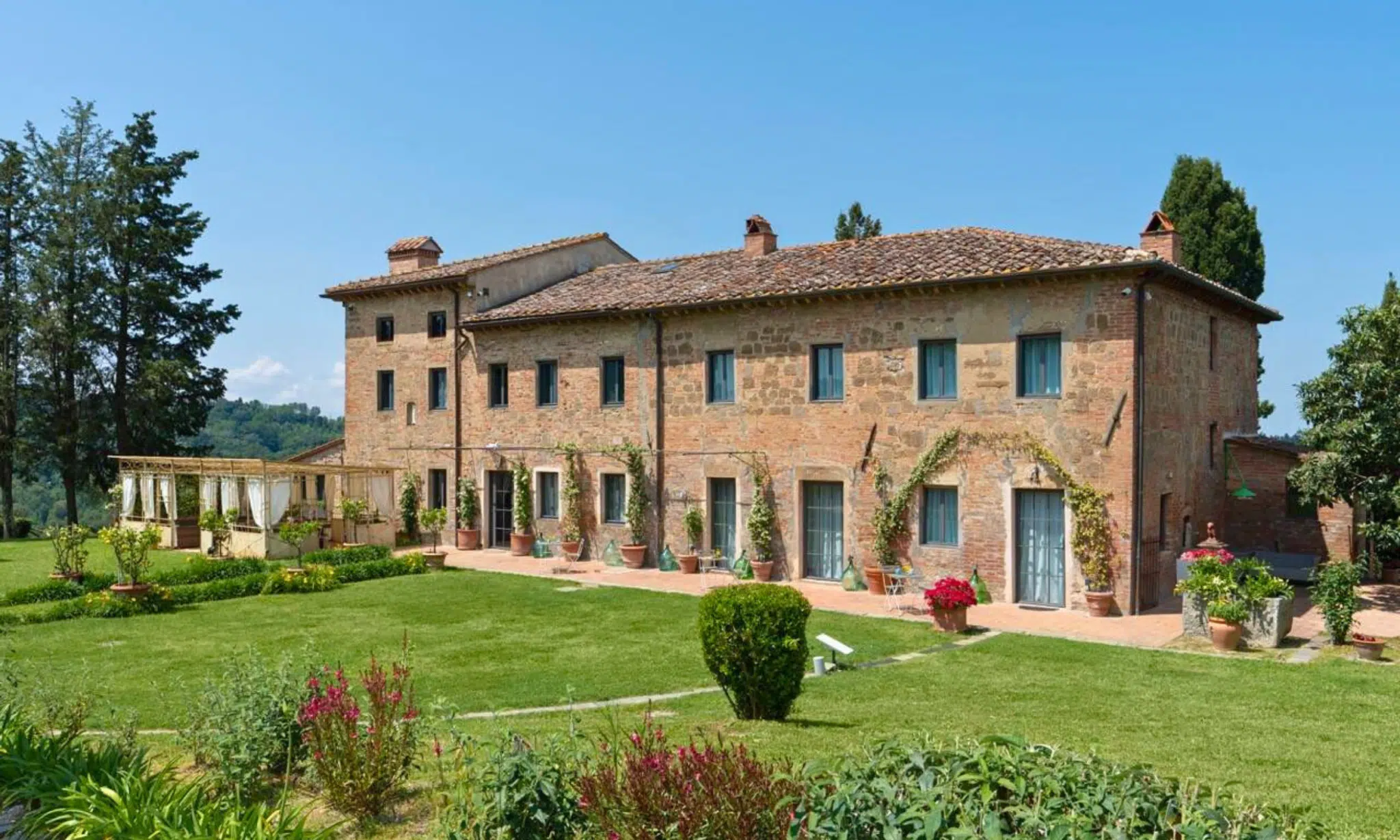 luxury country home for sale in tuscany italy