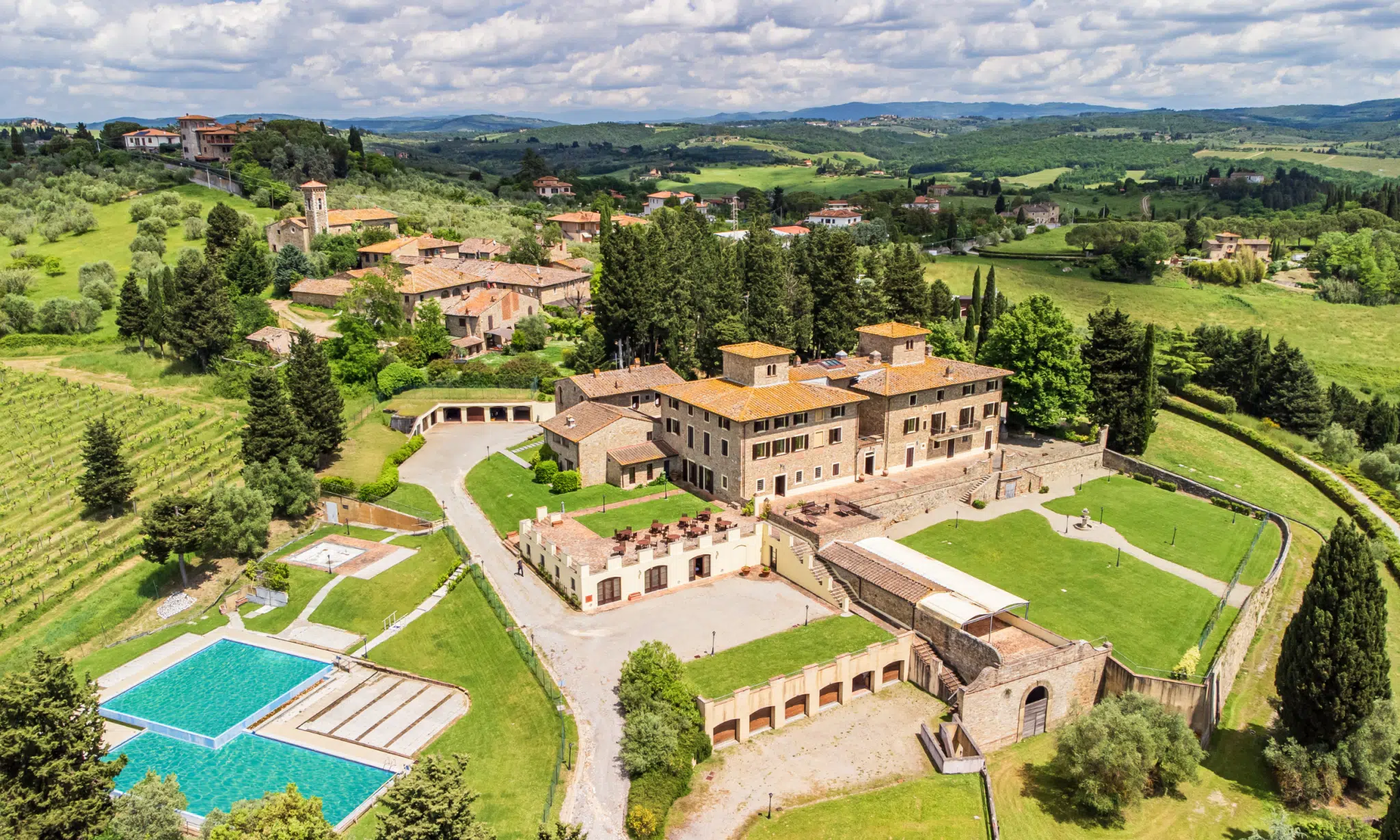 authentic tuscan style country villa for sale