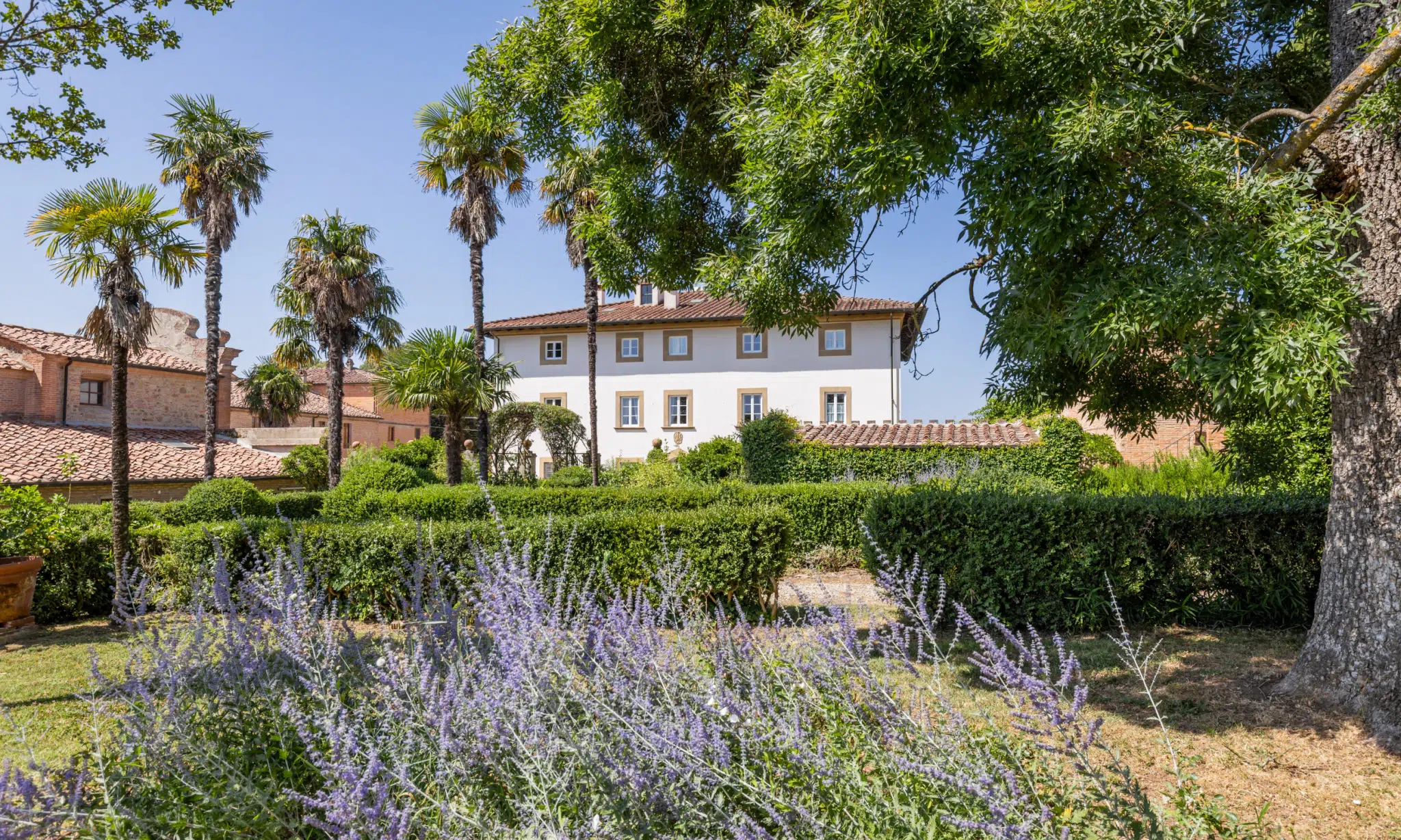tuscan villa for sale 