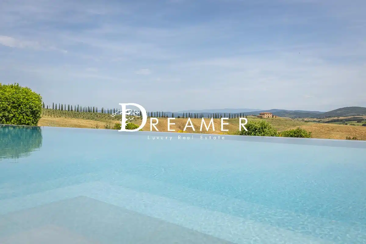 Stunning Villa with Pool Immersed in the Crete Senesi-0_326470