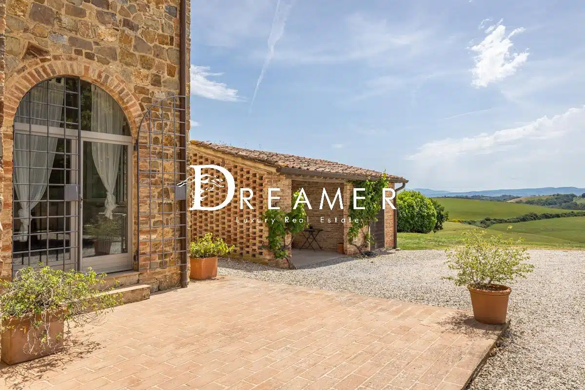 Stunning Villa with Pool Immersed in the Crete Senesi-10_326482