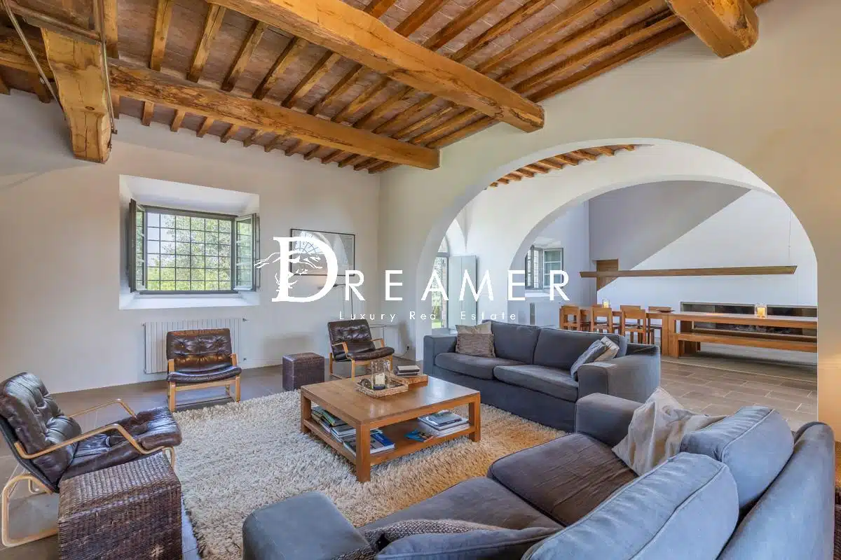 Stunning Villa with Pool Immersed in the Crete Senesi-14_326392