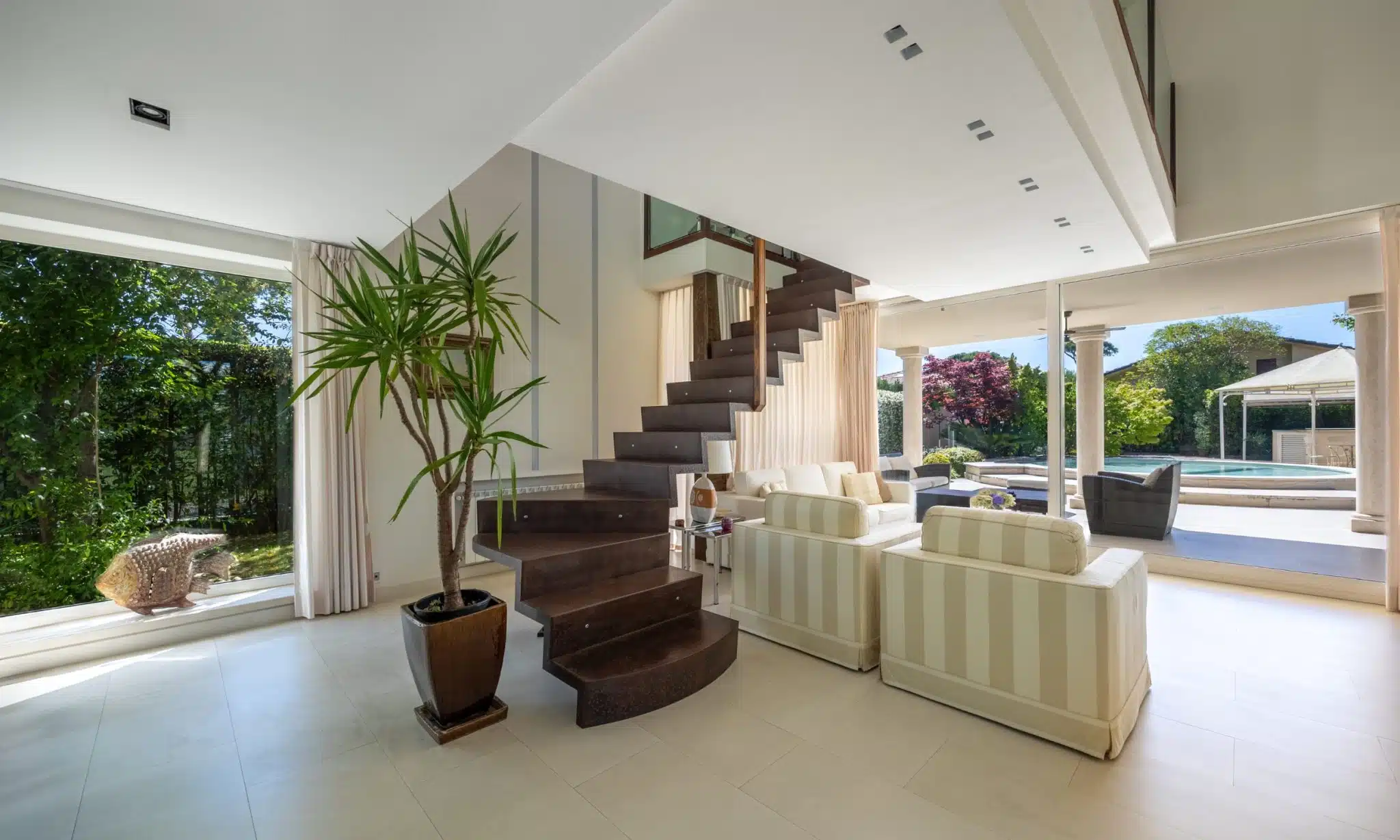 villa by the sea in tuscany italy