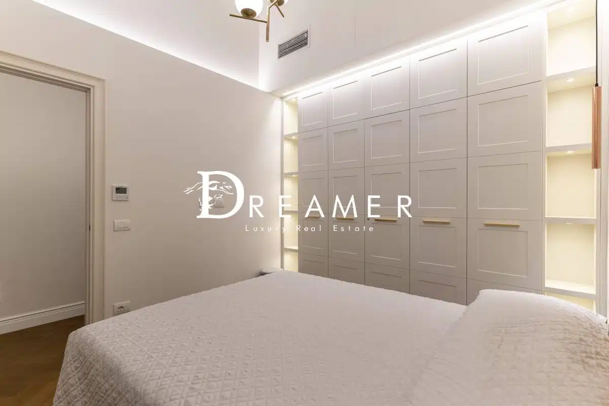 Elegant Apartment in the Center of Florence-9_320732