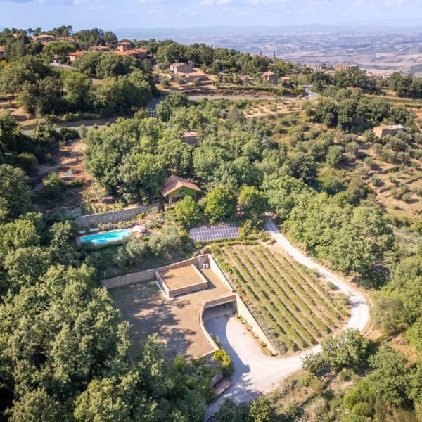 Prestigiosa Tenuta Agricola a Montalcino