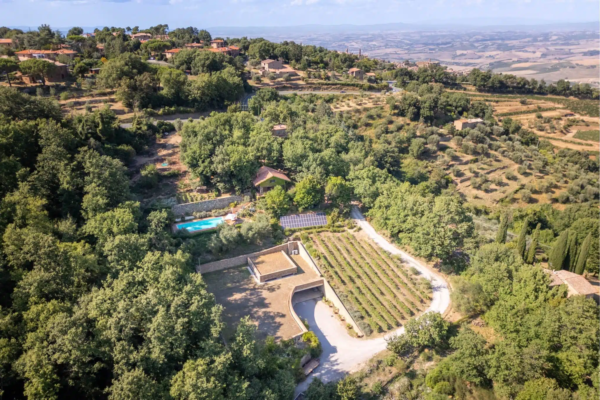 Prestigiosa Tenuta Agricola a Montalcino