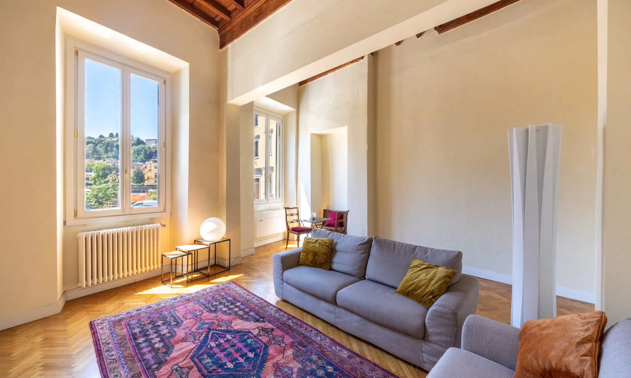 Lungarno View Apartment in Florence