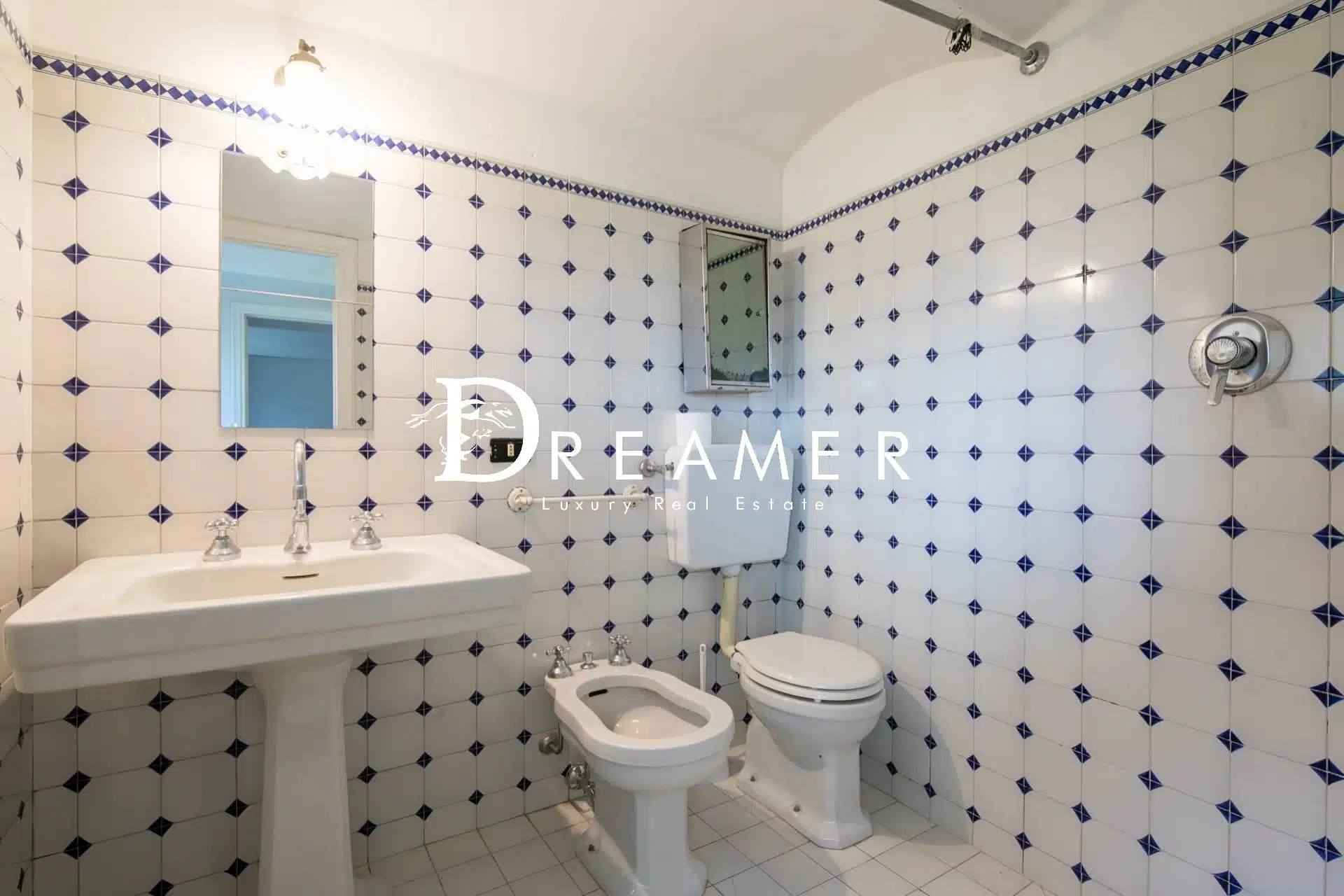 Apartment with Private Garden in Florence-18_376704