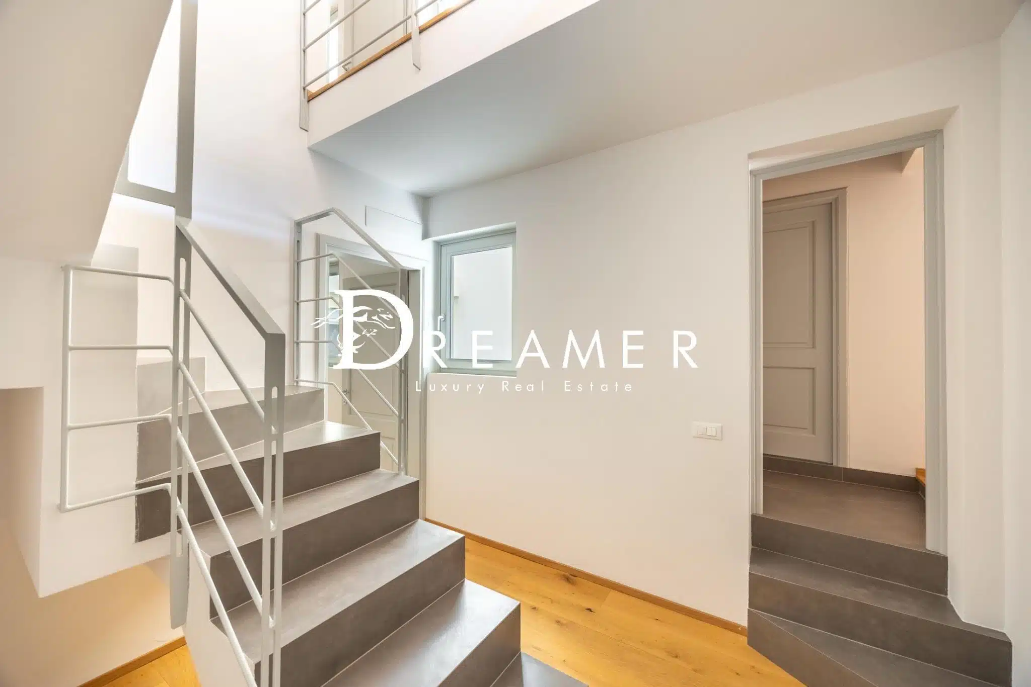 Splendid Apartment with Garage in Florence-8_379739