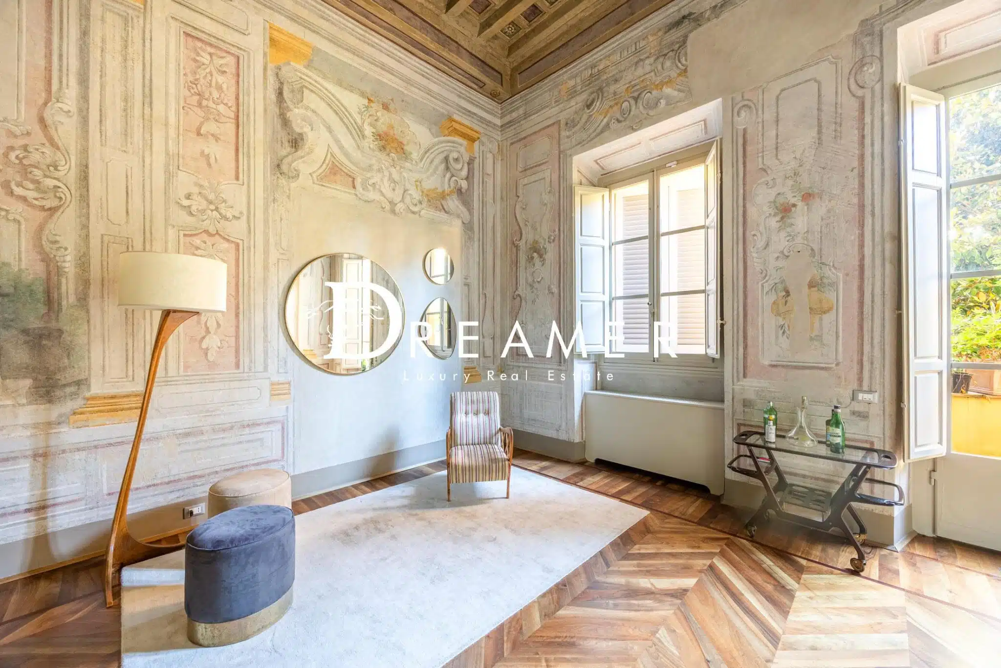 Frescoed Apartment in Florence-5_379132